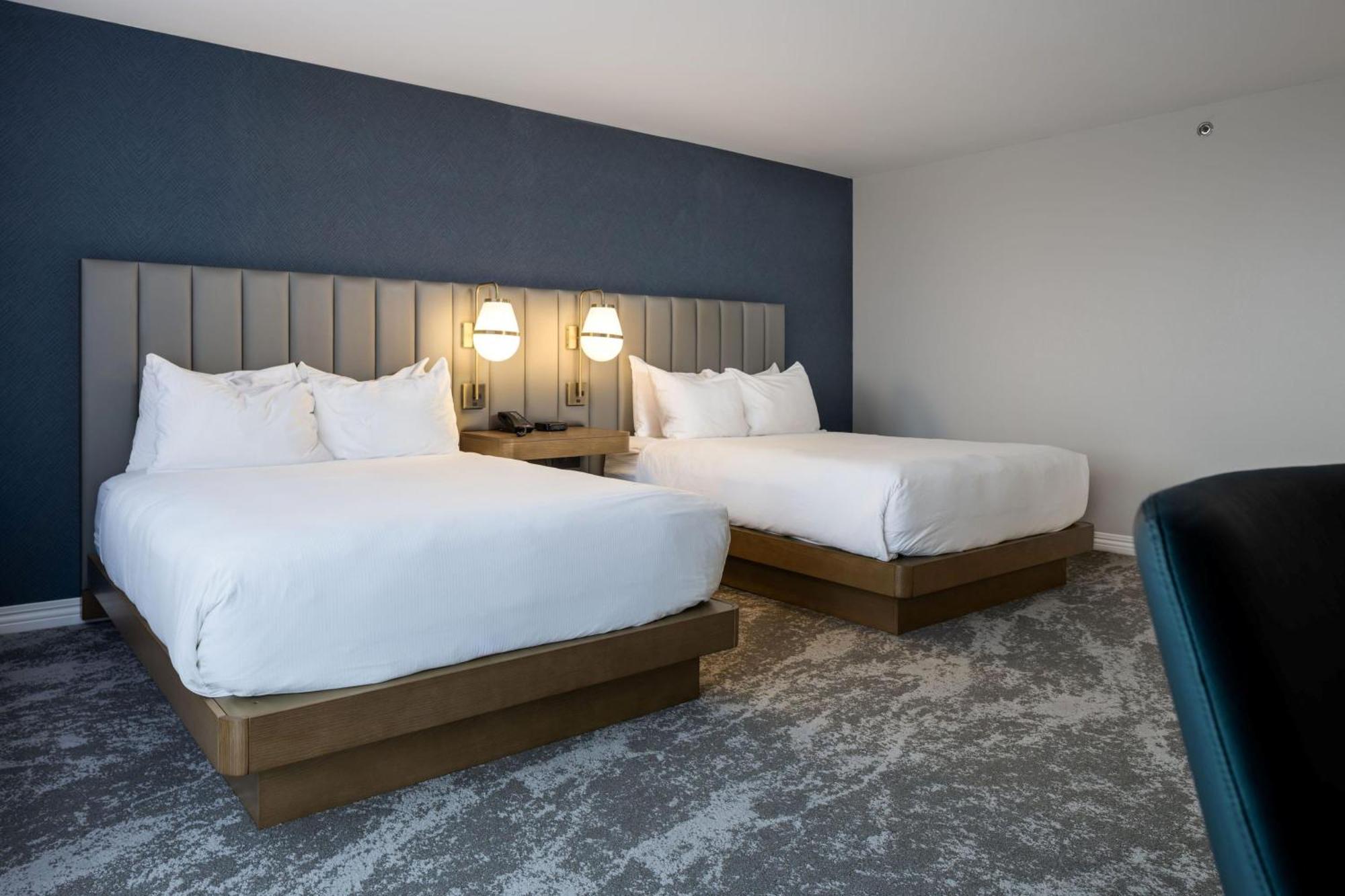 Room Two Queen Beds Non-Smoking