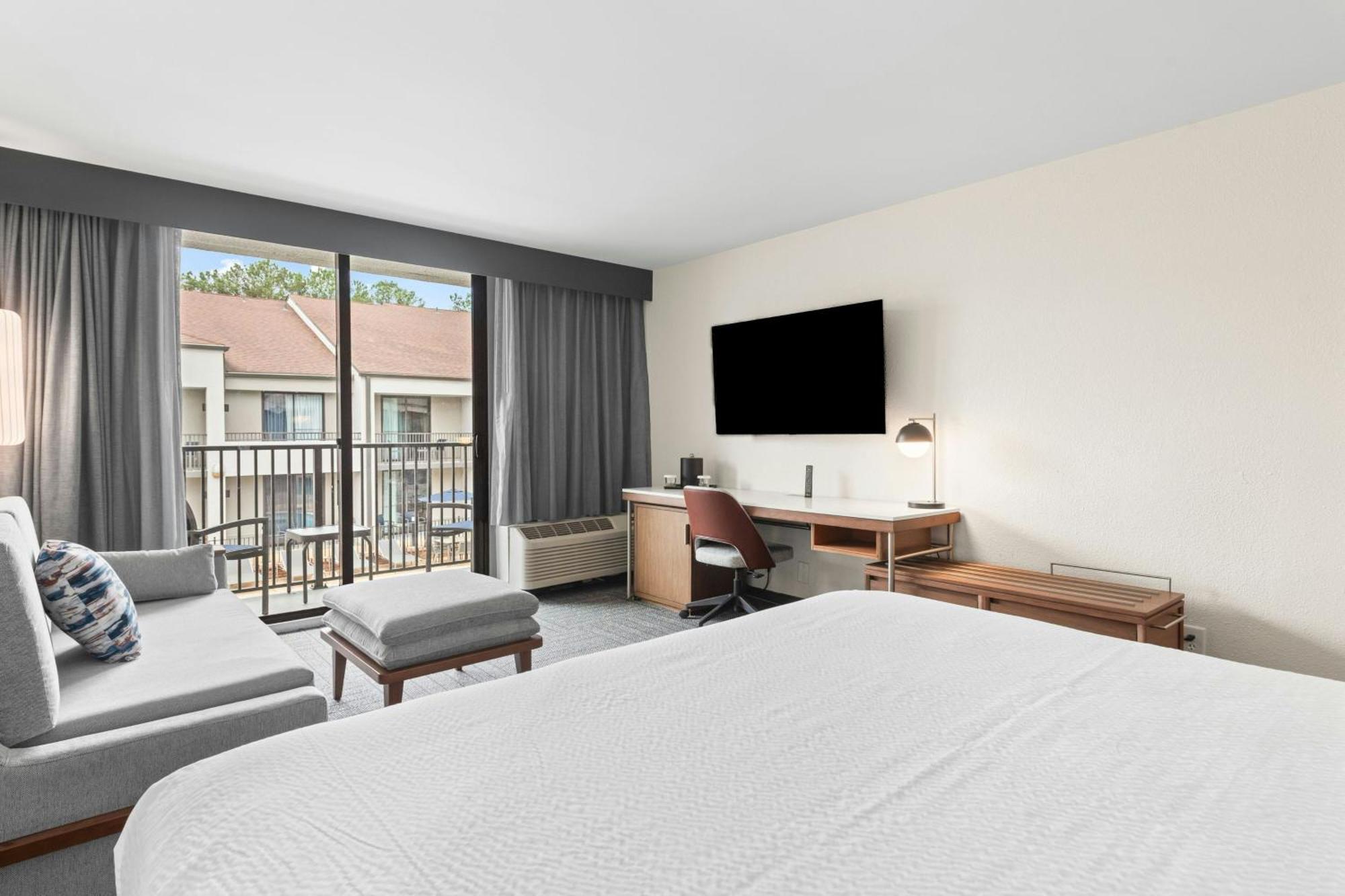 King Room with Sofa Bed