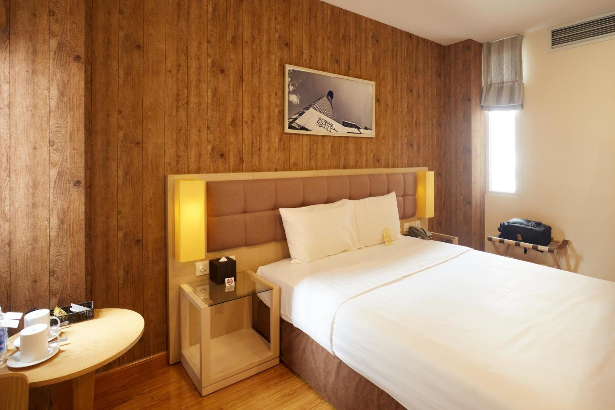 Deluxe Room No Window