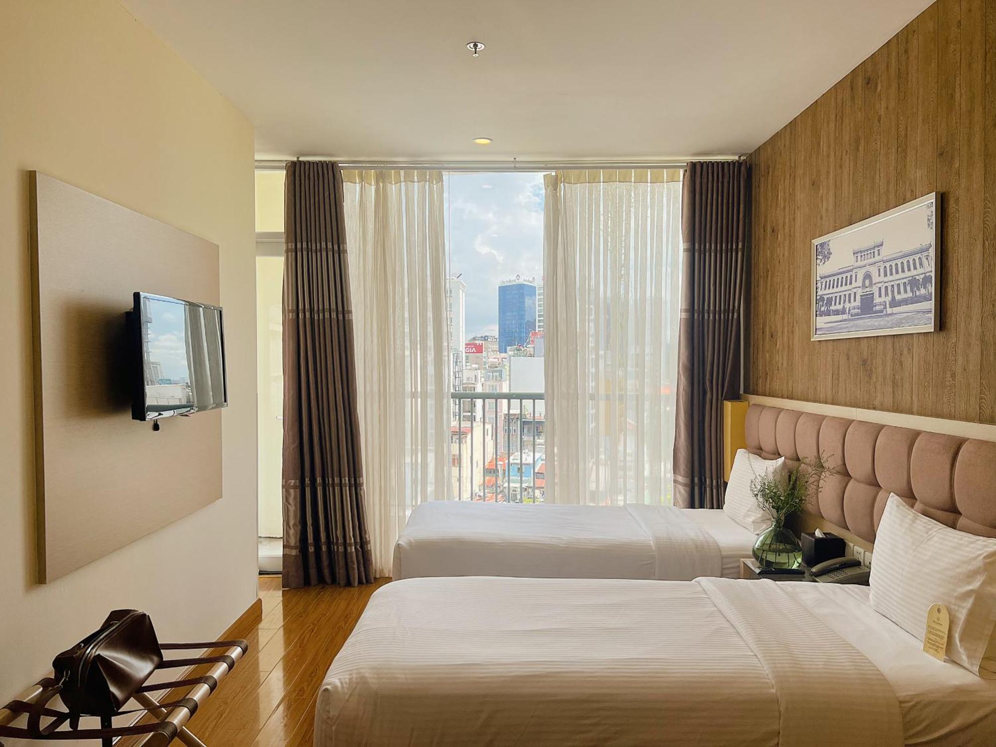 Premier Deluxe Balcony Twin Room Joinable into King Bed
