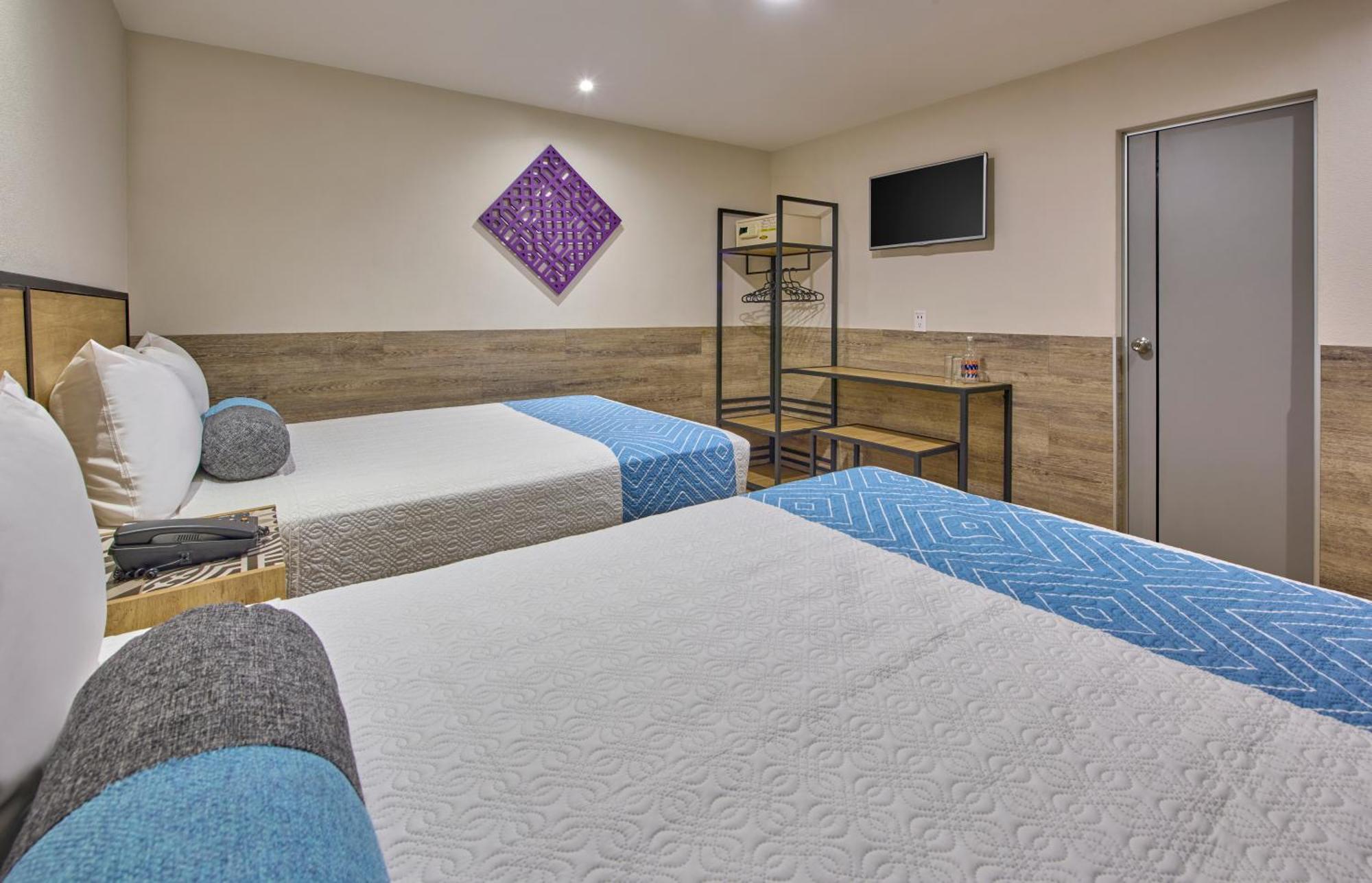 Standard Queen Room Two Queen Beds