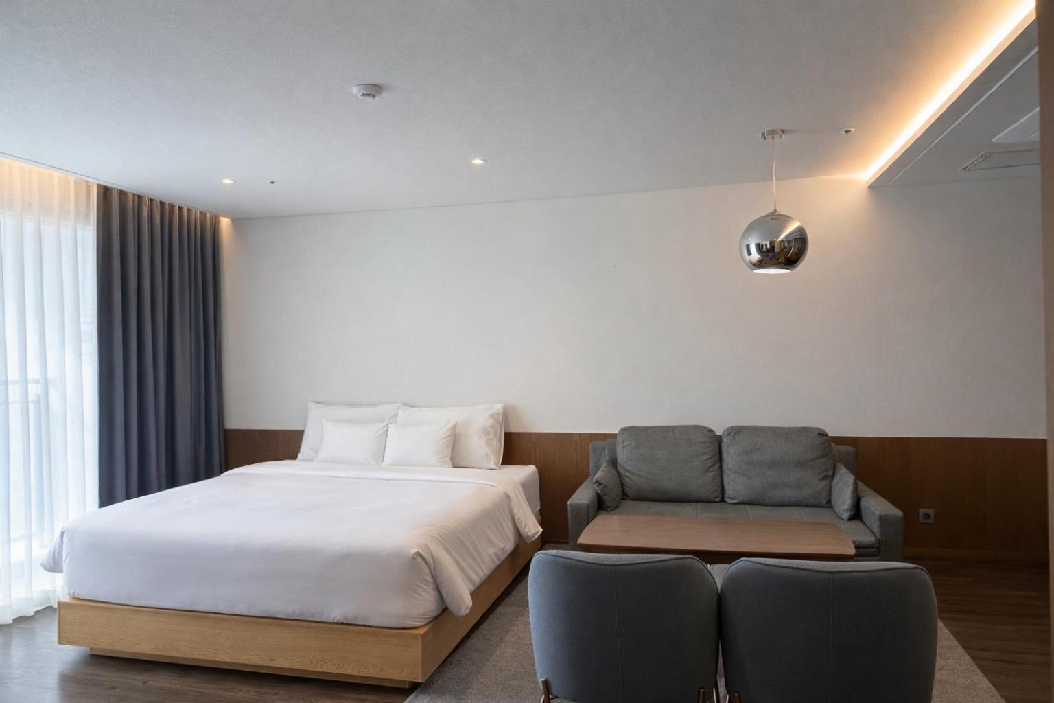 JN Park Suite Room