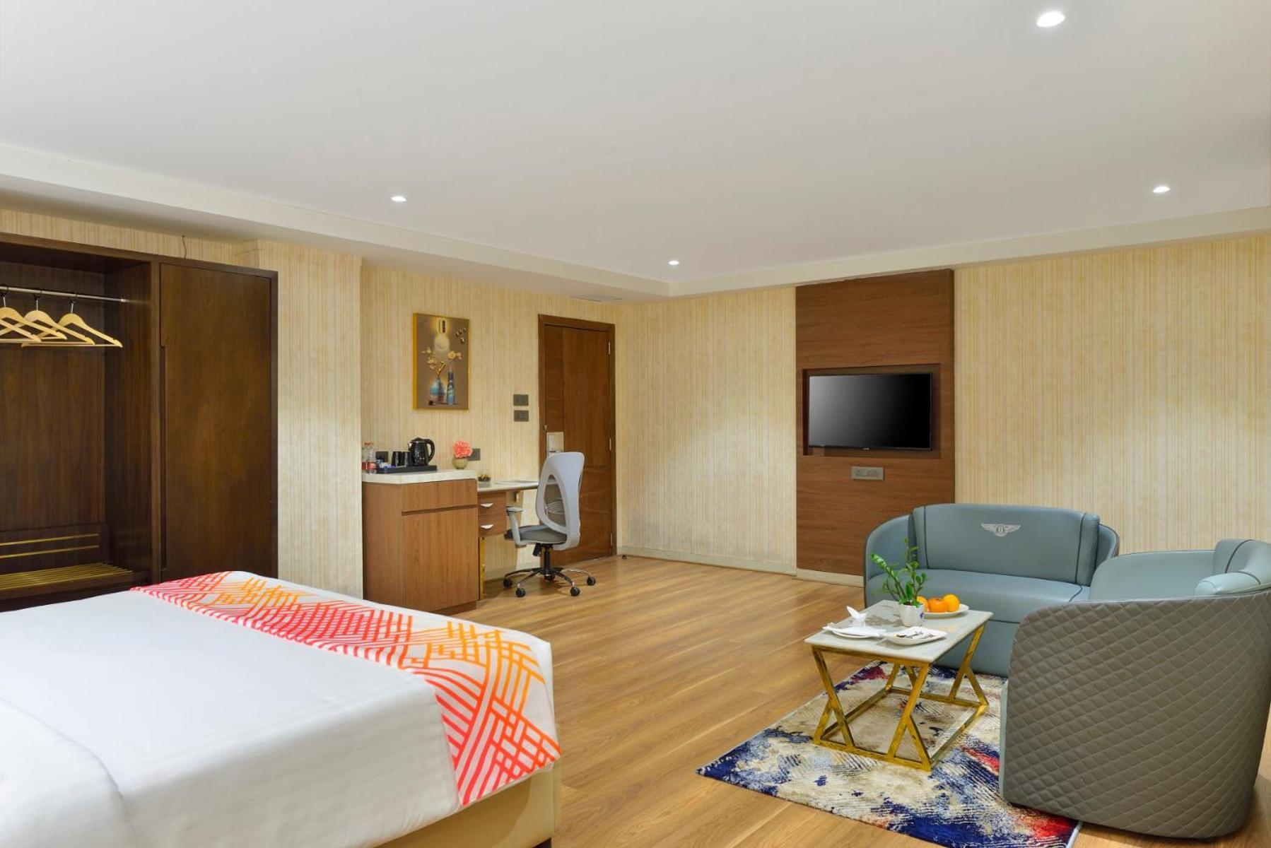 Deluxe King Room