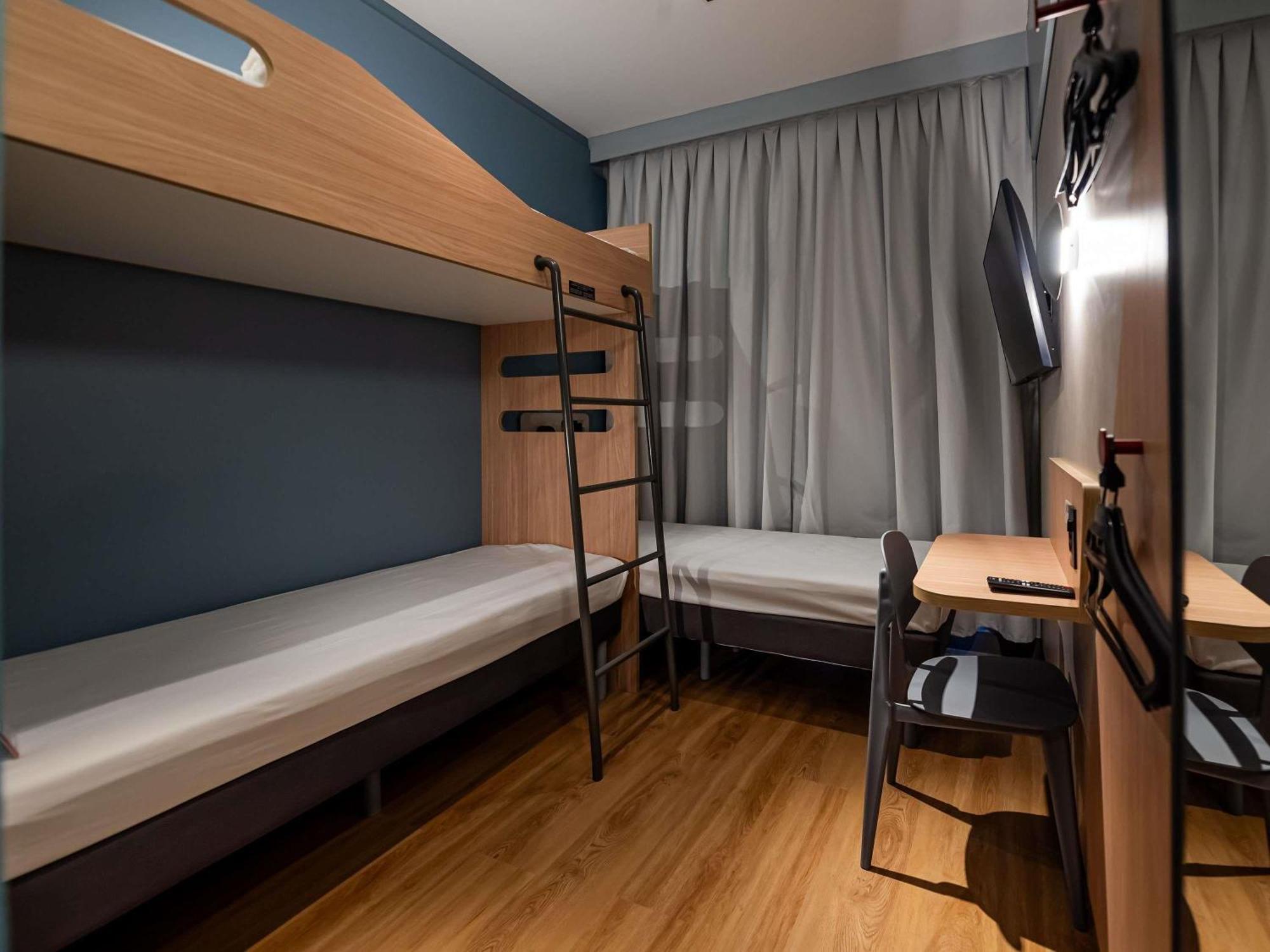 Standard Room a Single Bed Bunk Bed