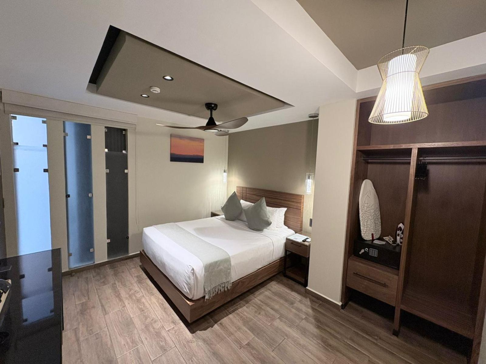 Standard Suite