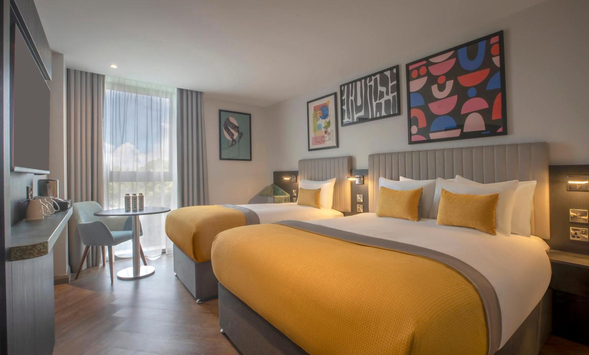 Deluxe Double & Single Room