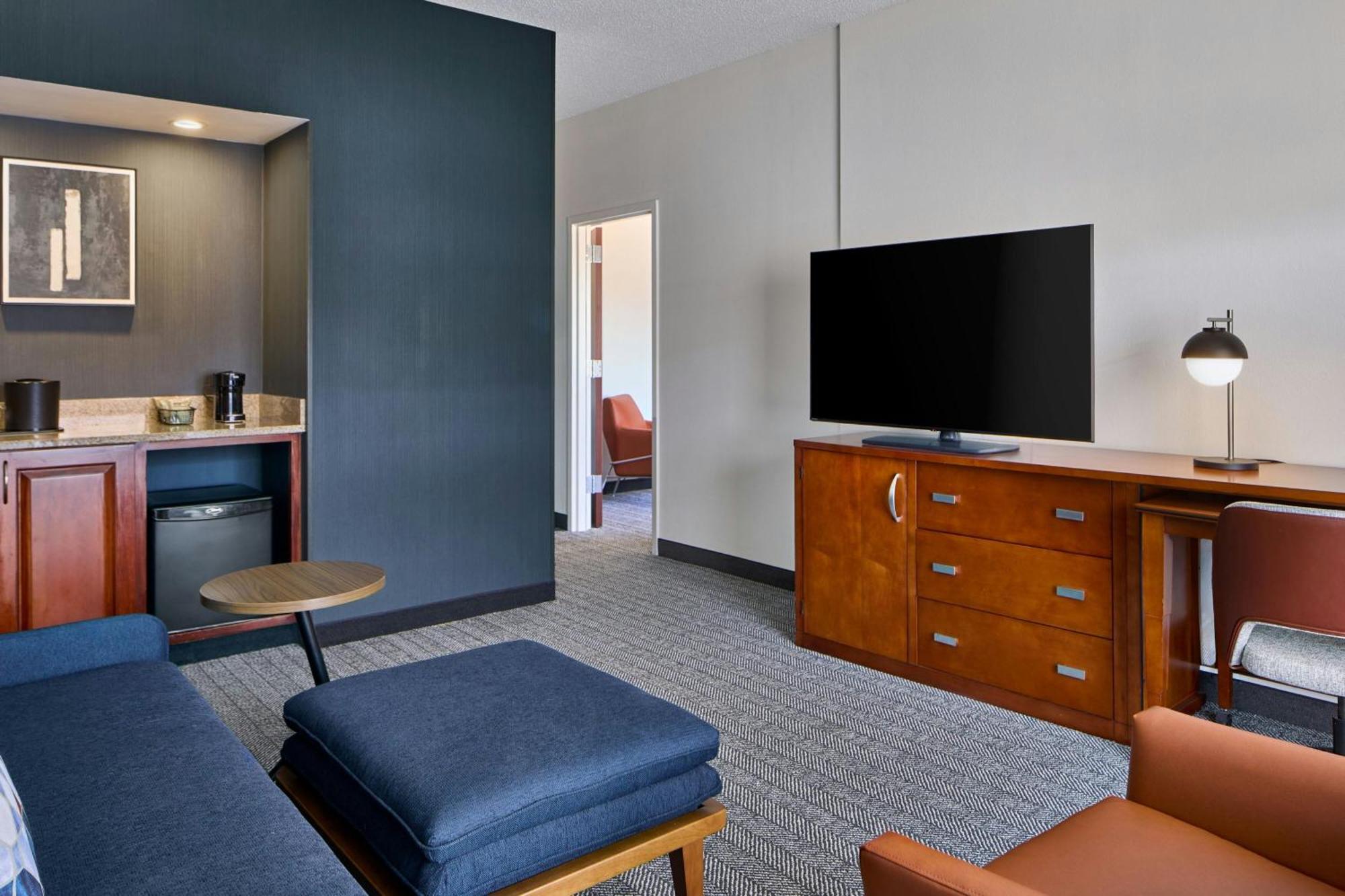 One-Bedroom Suite 2 Double Beds