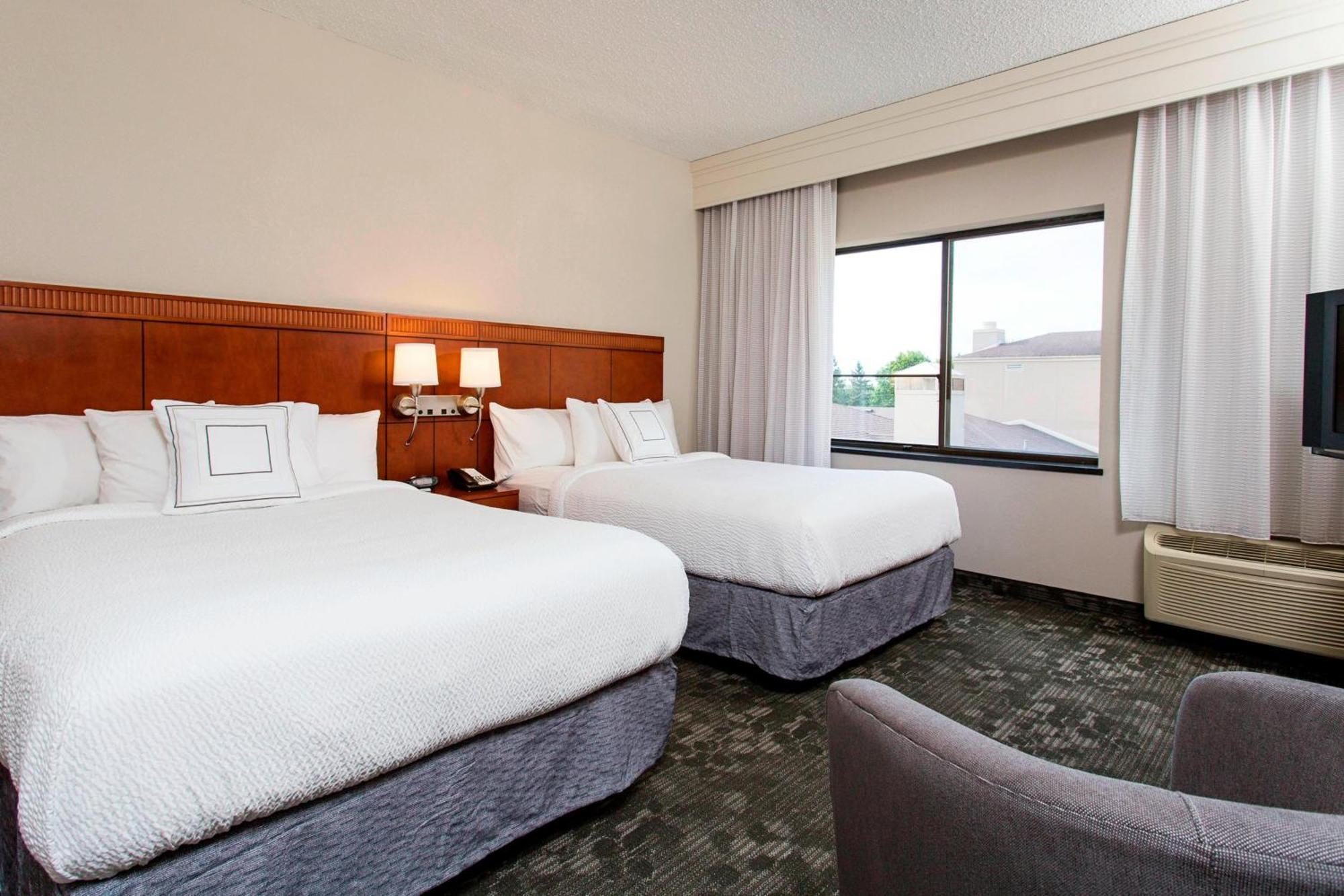 One-Bedroom Suite 2 Double Beds