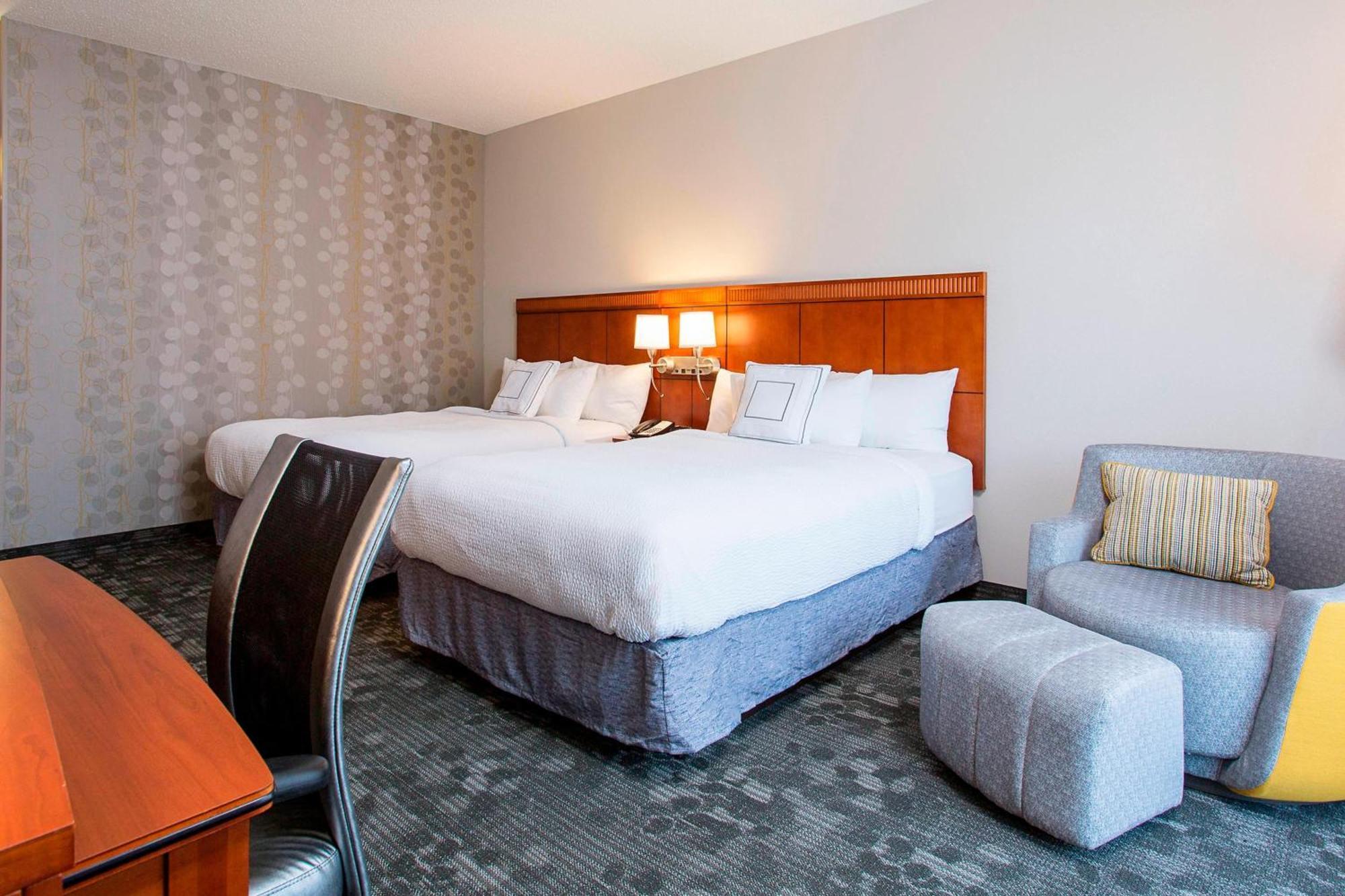 One-Bedroom Suite 2 Double Beds
