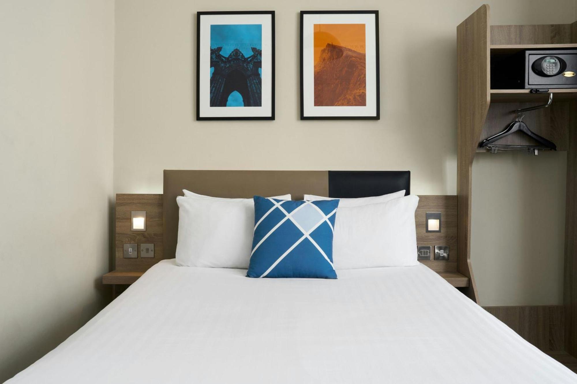 Efficient Double Efficient Room 1 Double