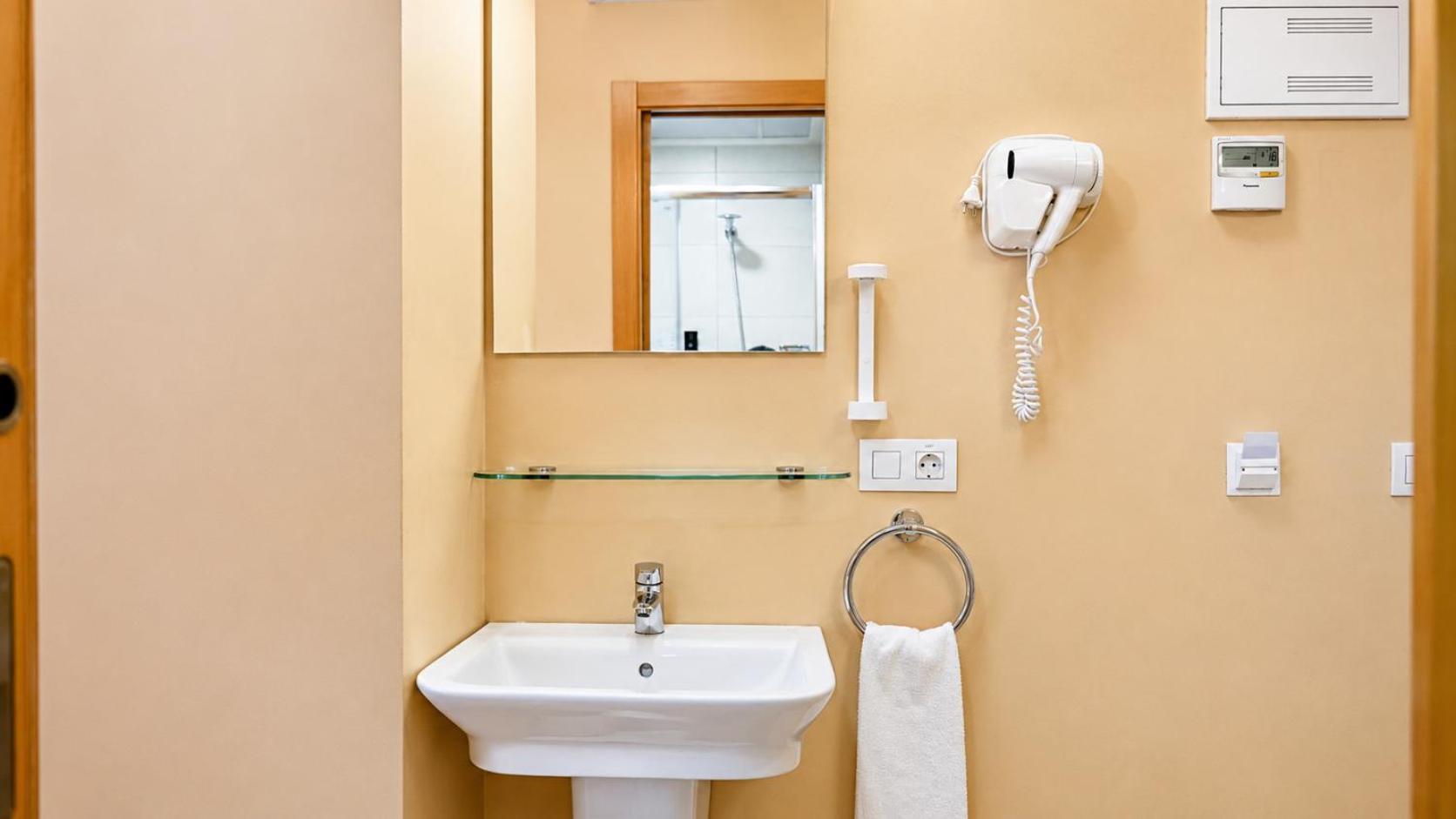 Single Room