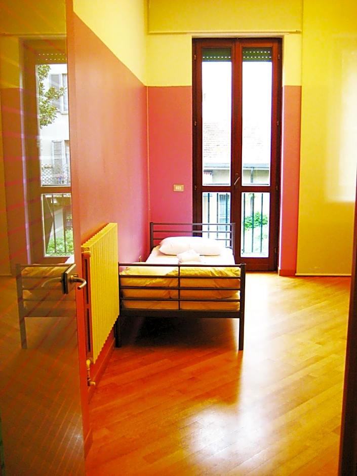 Bed in 6-Bed Mixed Dormitory Room