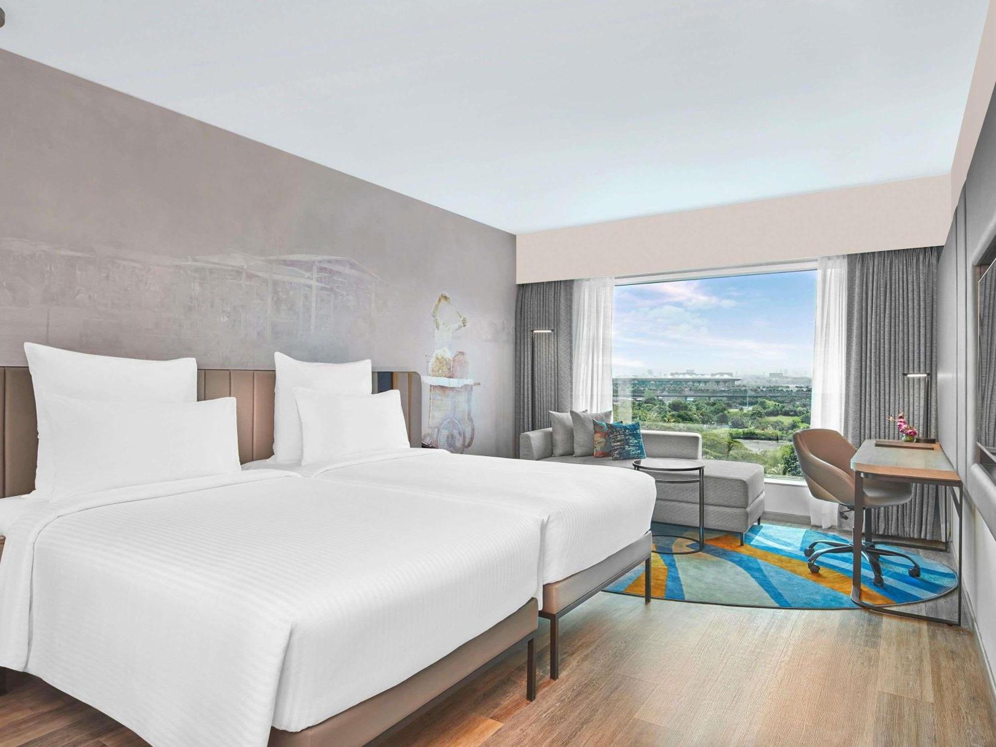 Deluxe Room Twin Beds 11 Happy Hours from 5pm to 7 pm on select beverages on Spa on select packages Laundry Food & Soft Beverages
