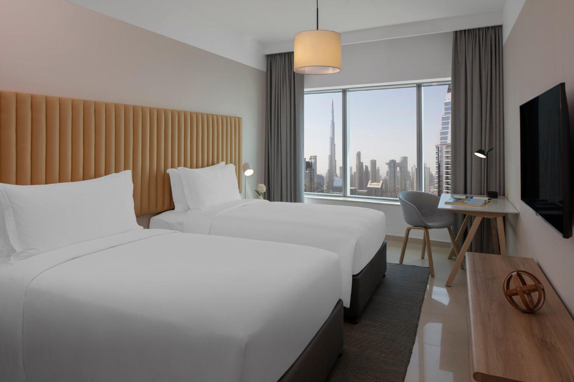 Three-Bedroom Suite Burj Khalifa View