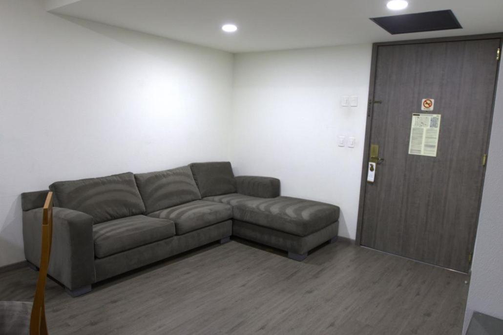 Suite Living Room