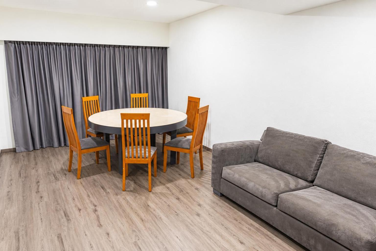 Suite Living Room