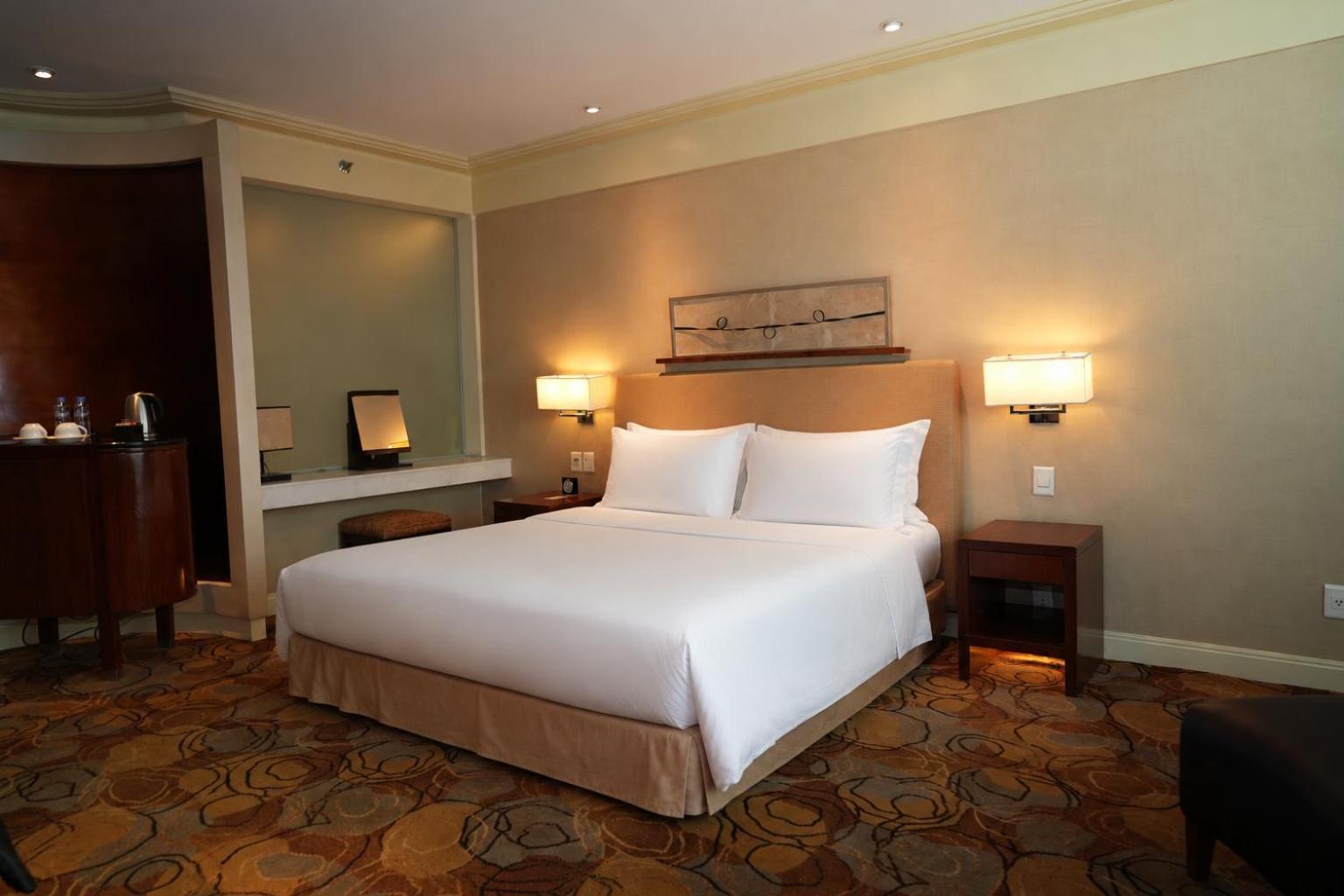 Superior King Room