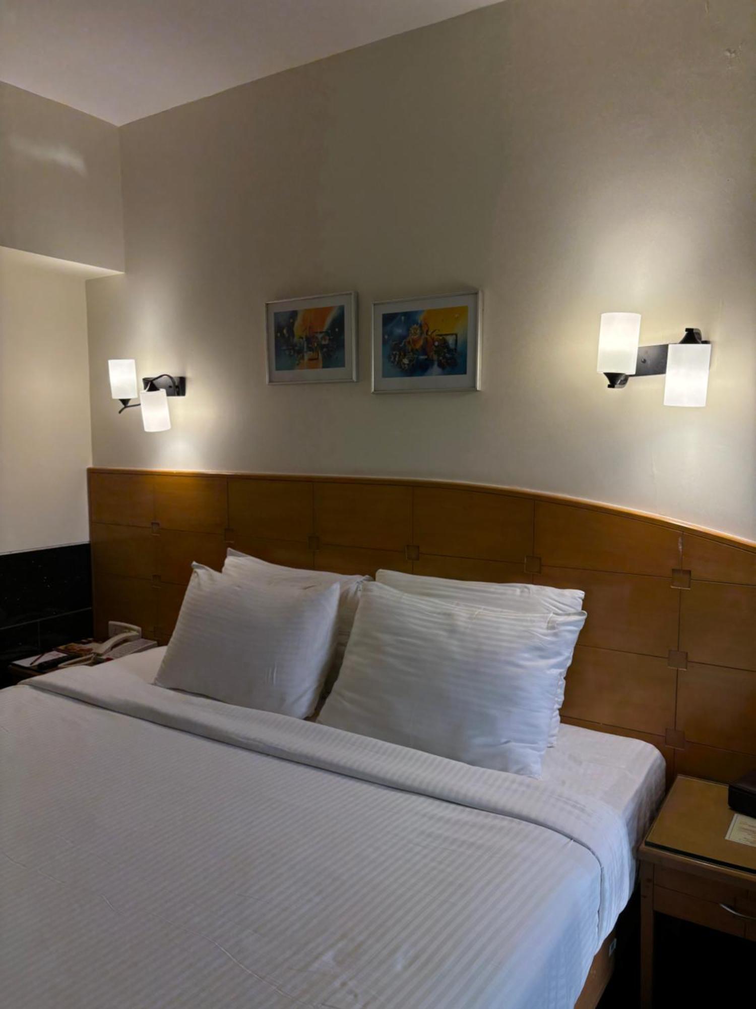 Executive room room & on Food Laundry & Welcome drink
