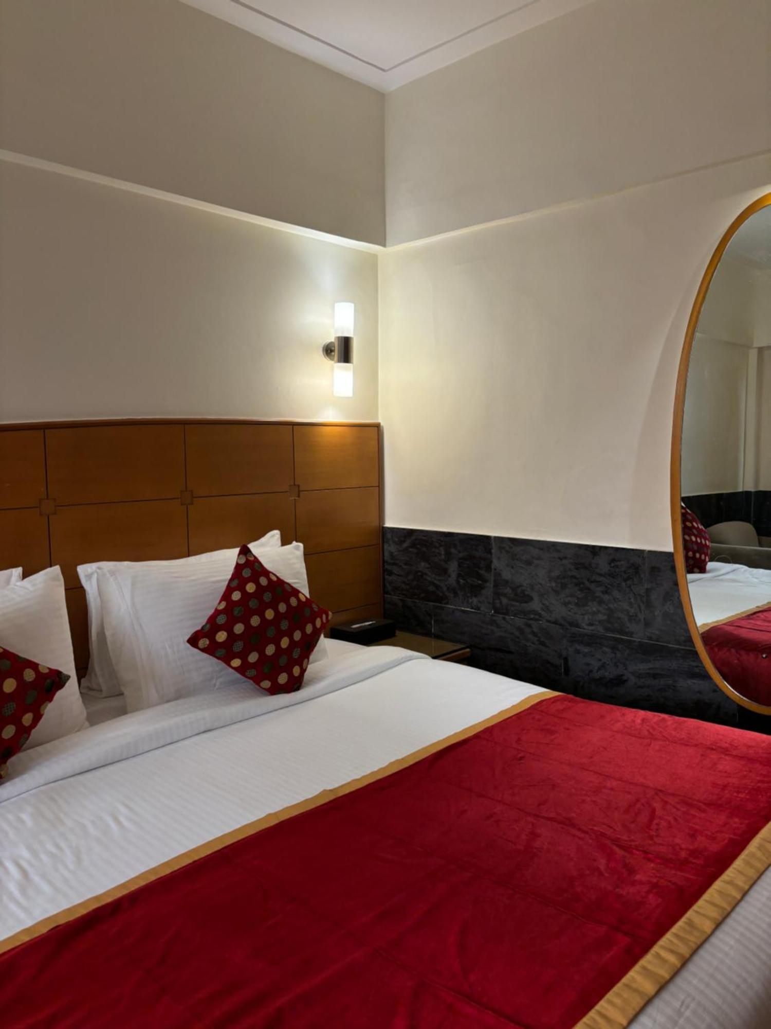 Executive room room & on Food Laundry & Welcome drink