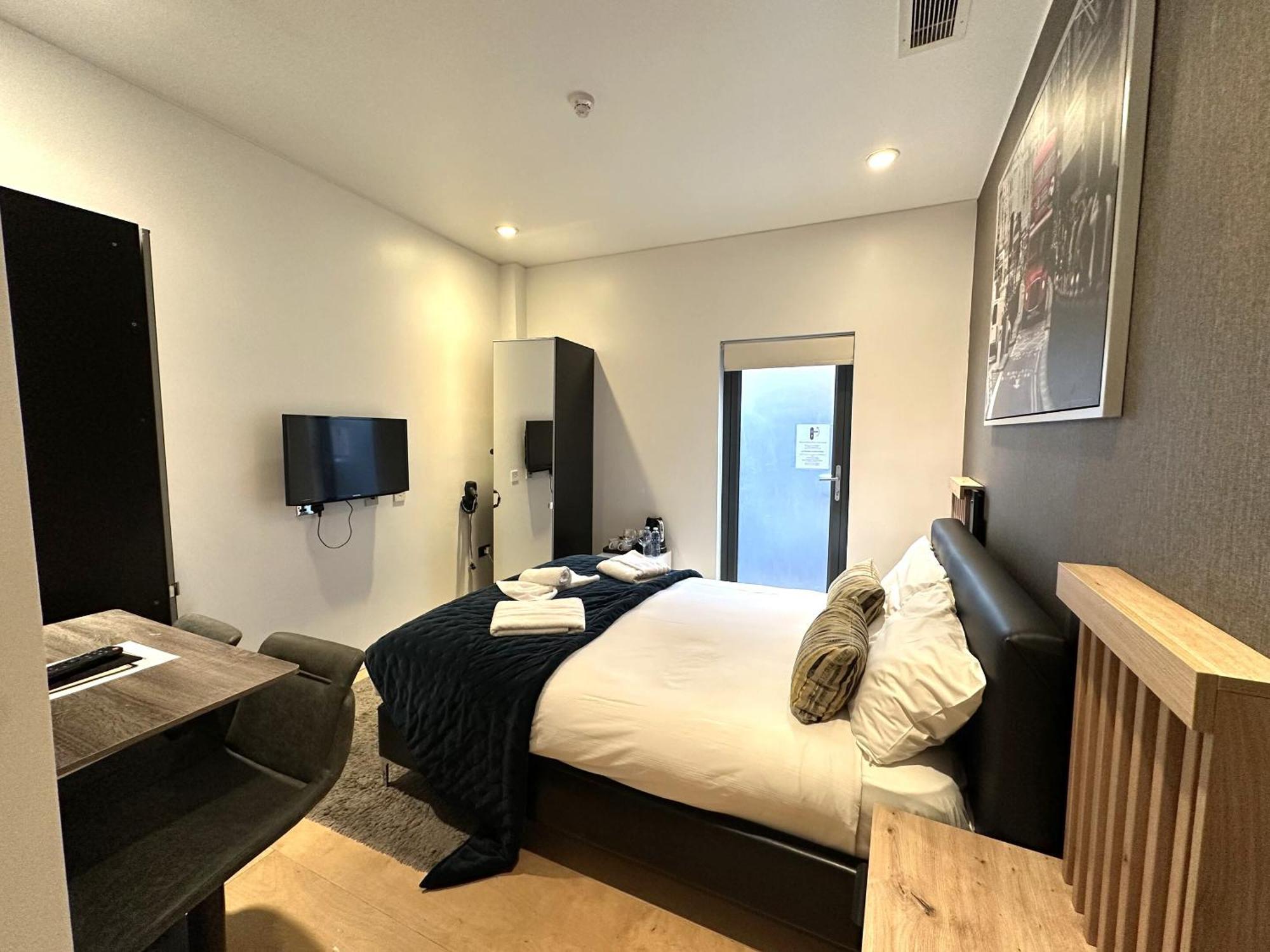 Standard Suite