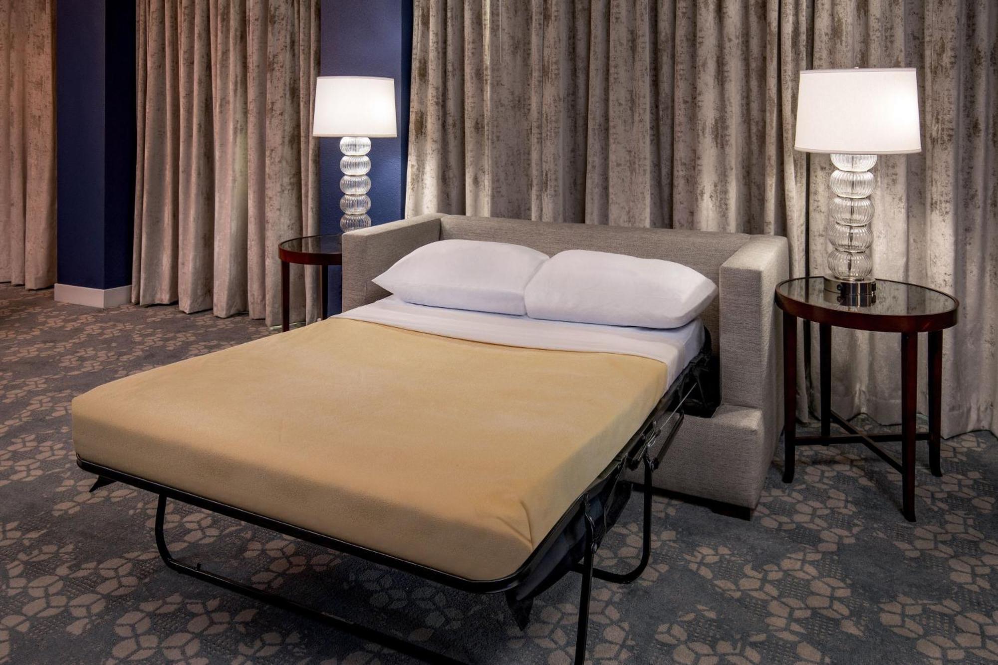 One-Bedroom Double Suite