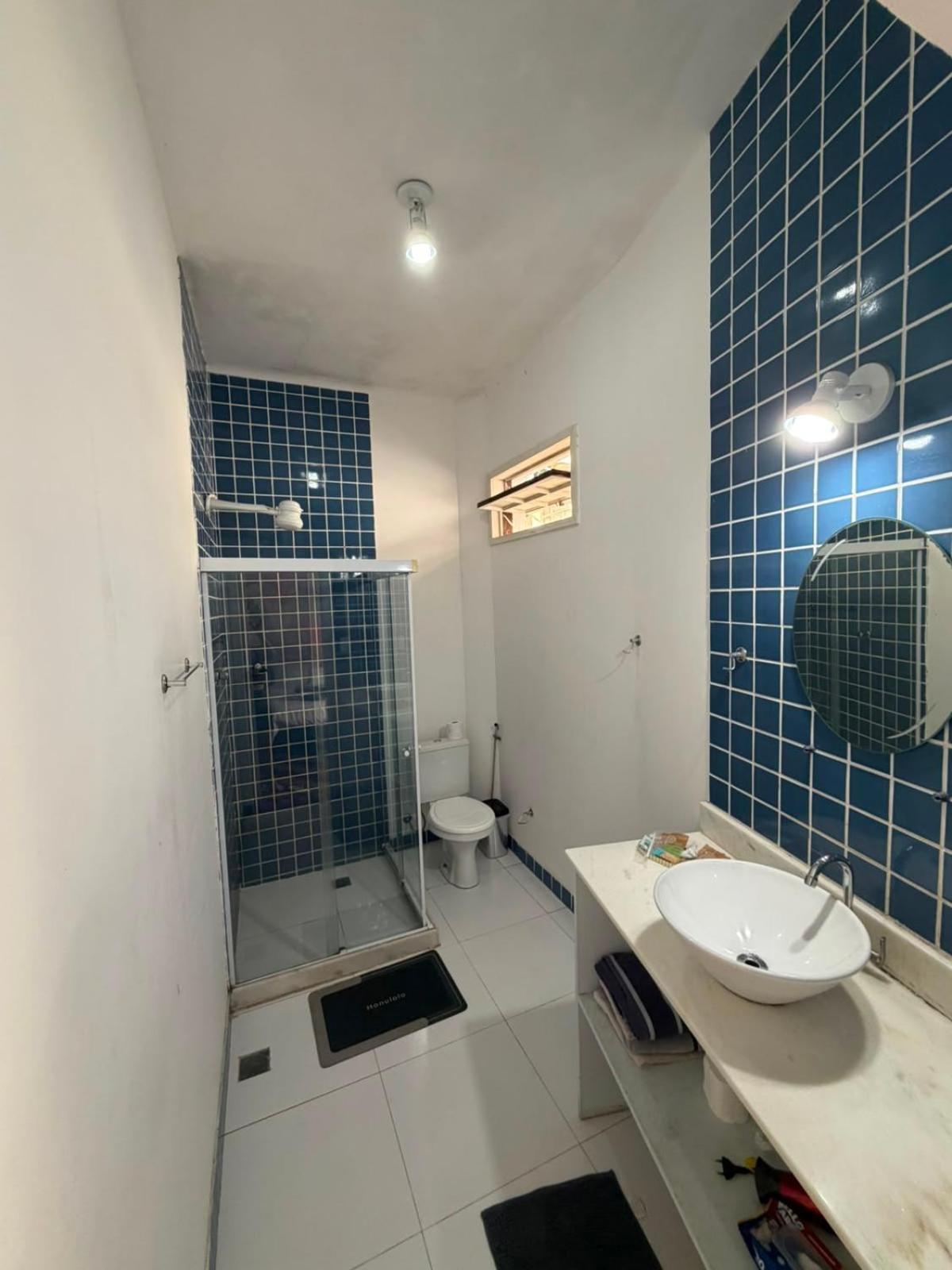 Deluxe Double Room Shower
