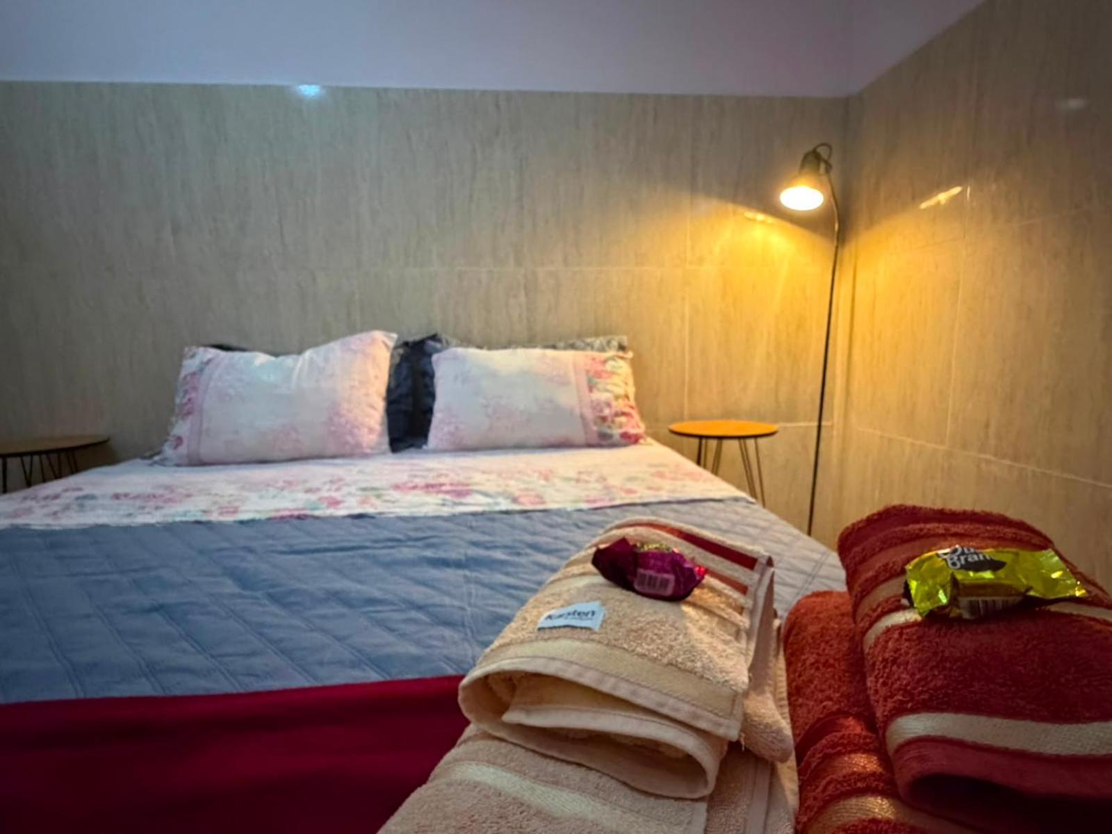 Double or Twin Room Private Bathroom