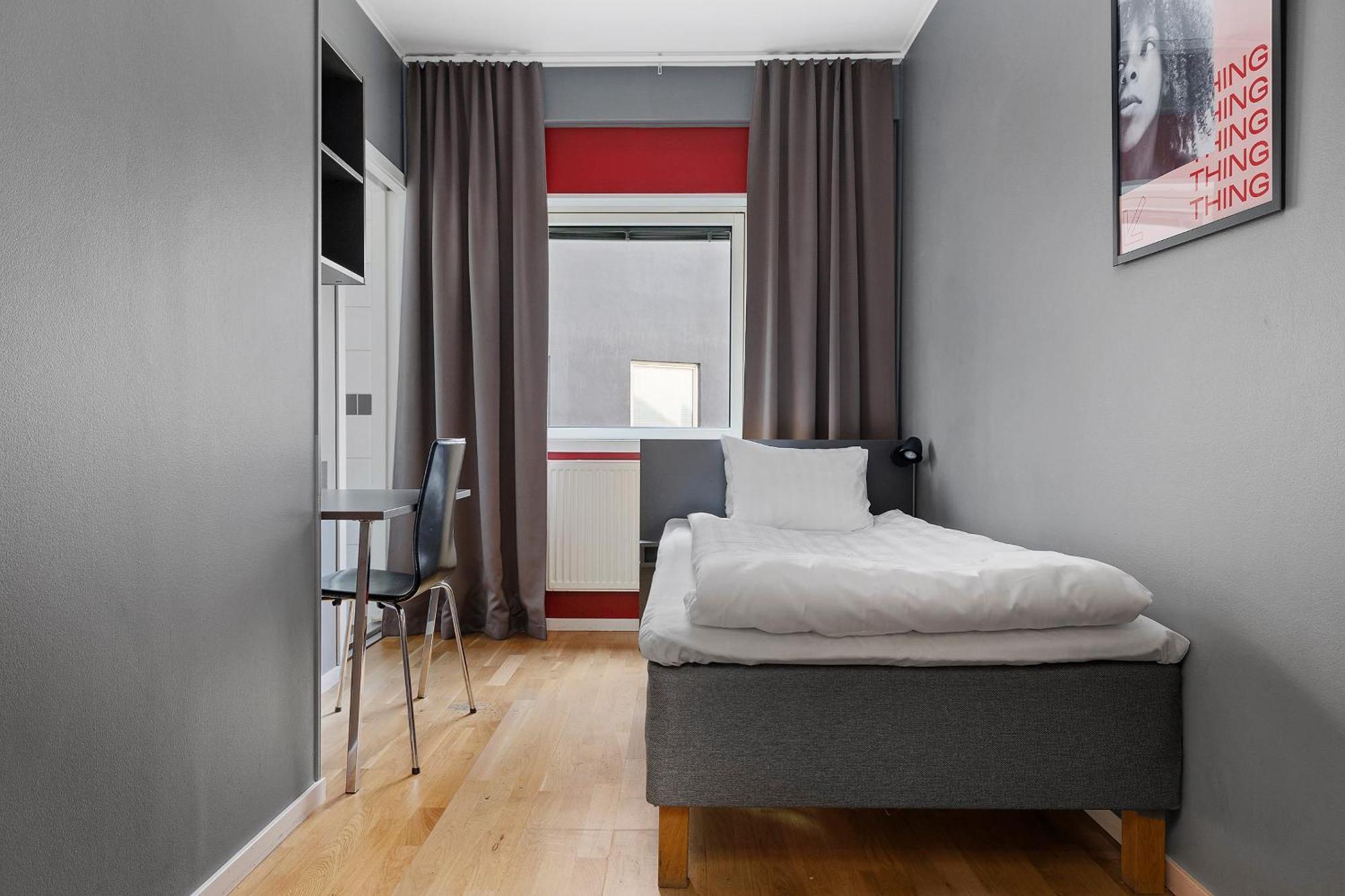 Economy Single Room