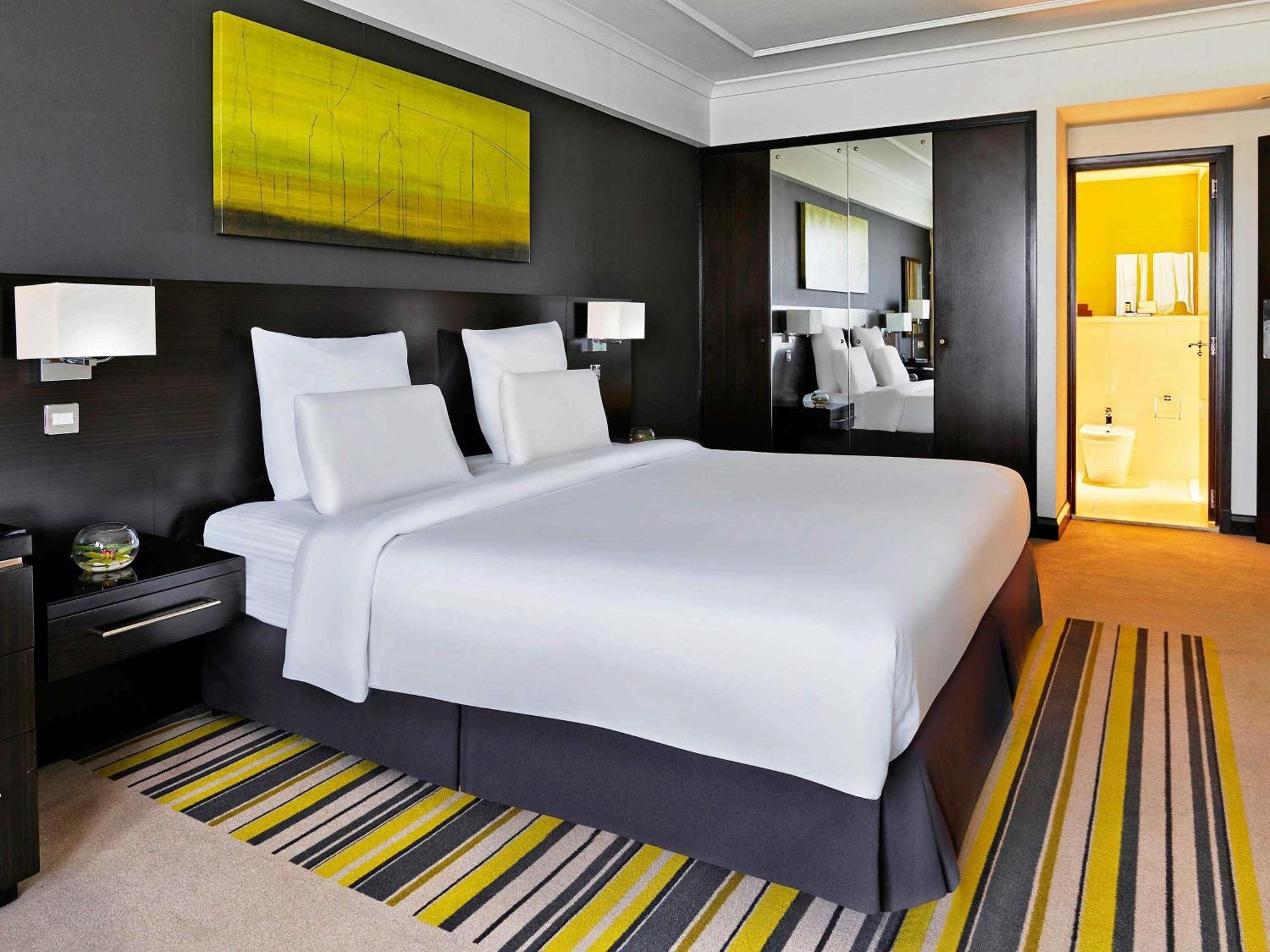 Executive King Suite