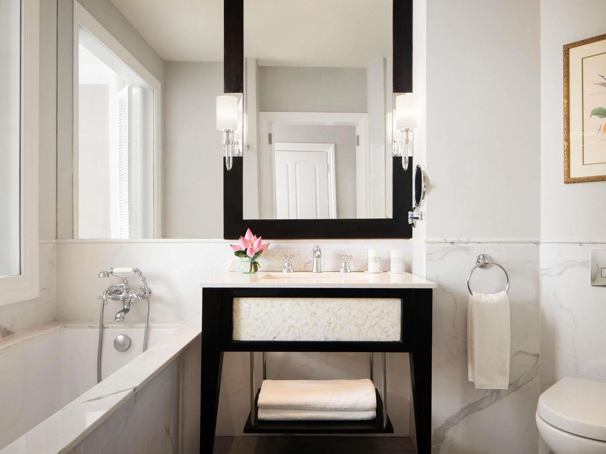 State Twin Room