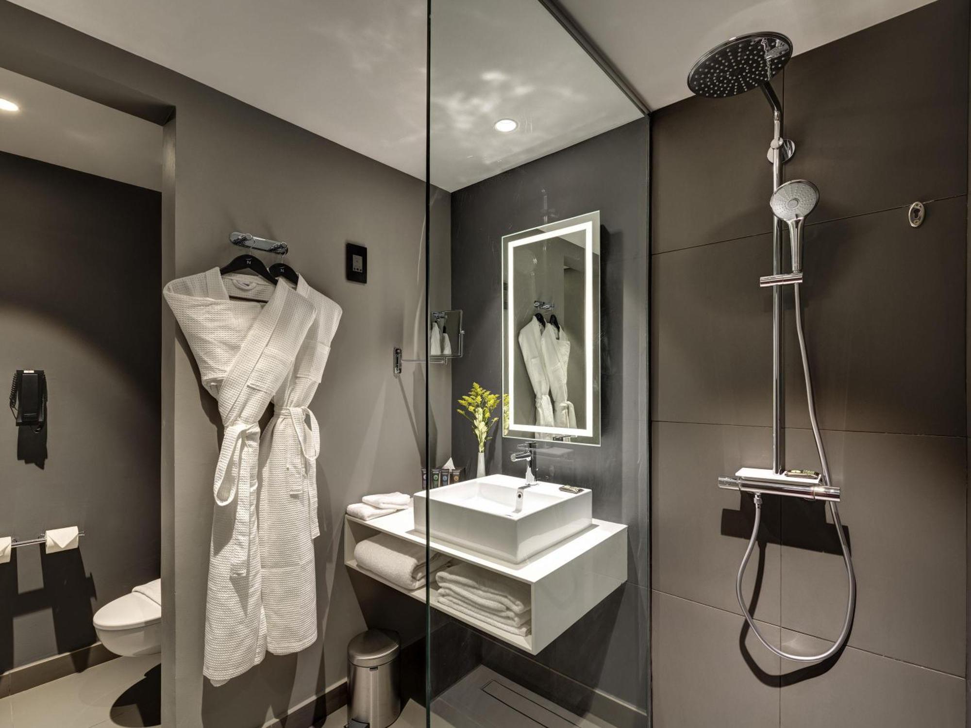 Superior Twin Room Lagoon View