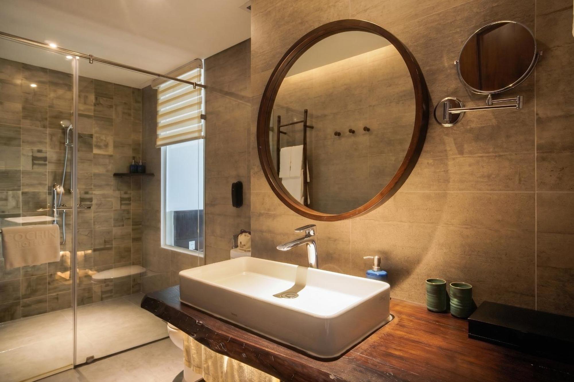 Cochin Signature Suite Floating minibar