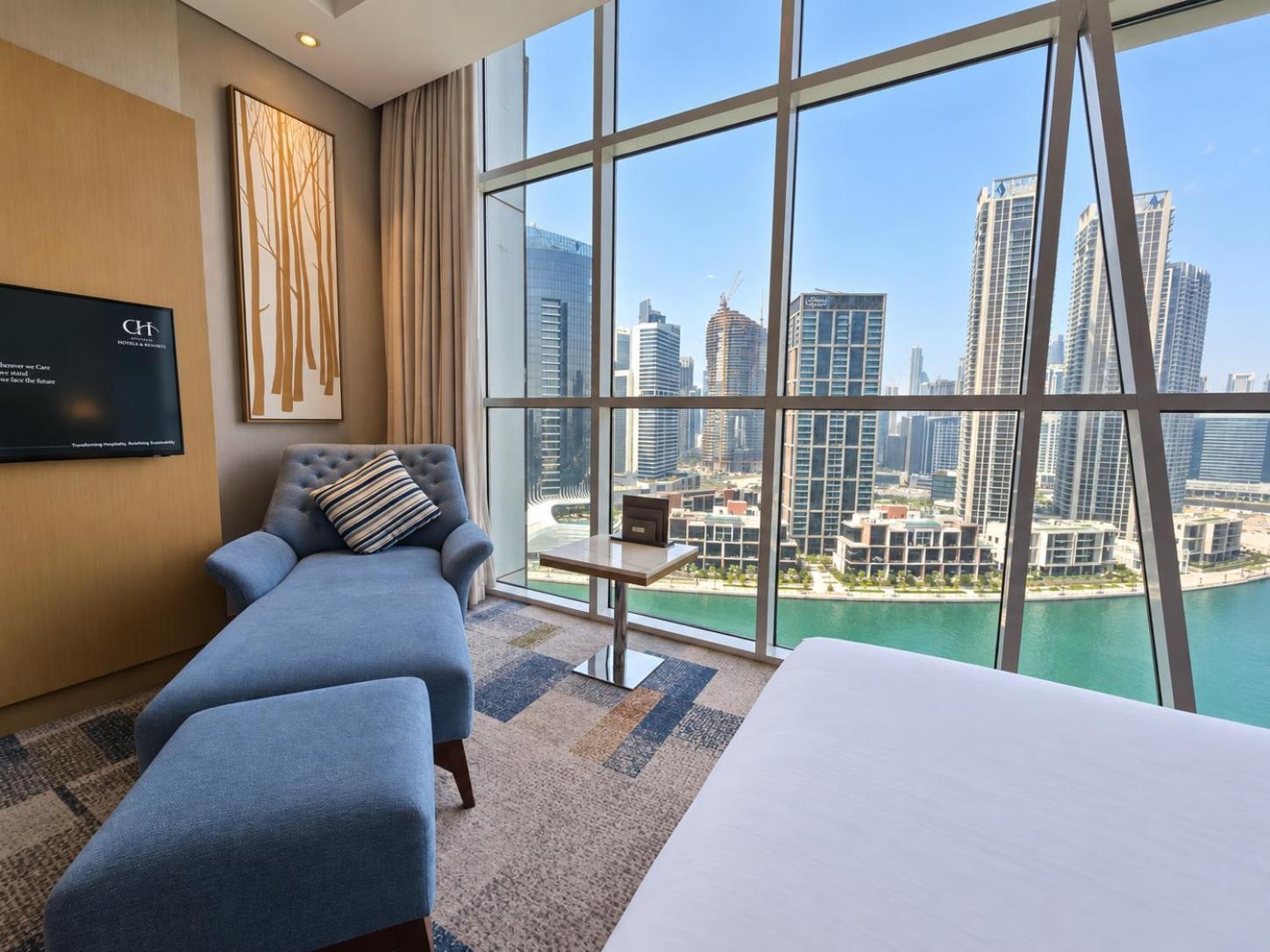 One Bedroom Suite Dubai Canal view access to Hotel's private beach at Palm-Jumeirah