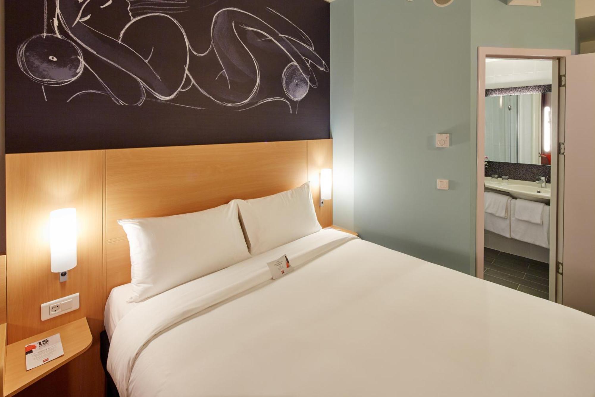 Standard Room 1 Double Bed