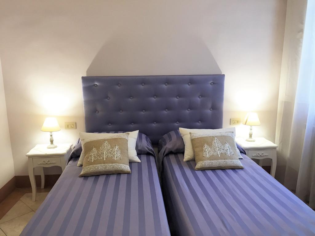 Double or Twin Room with Private Bathroom