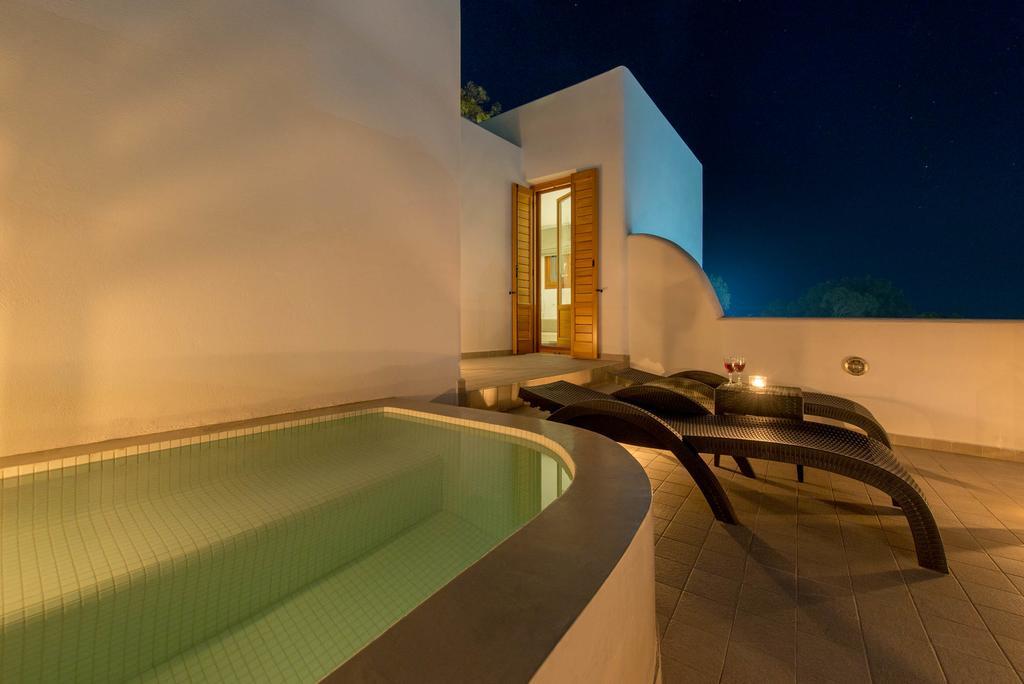 Junior Suite Sea View Hot Tub
