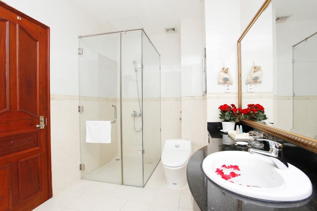 New Pacific Suite