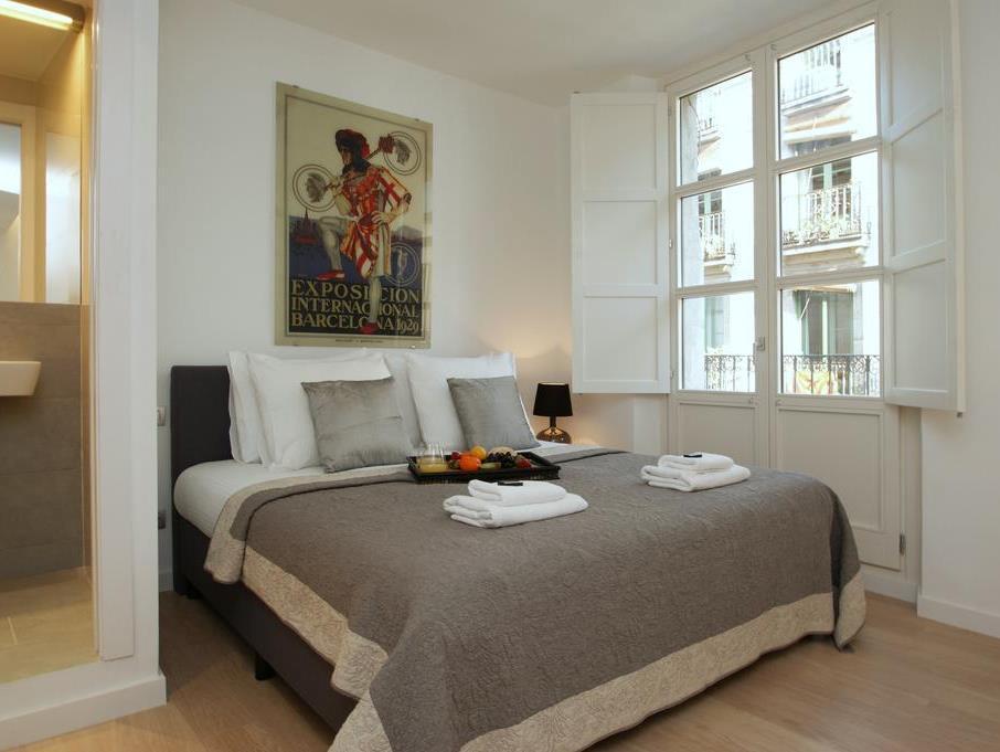 Queen Room One Bed – Disability Access – Non-Smoking