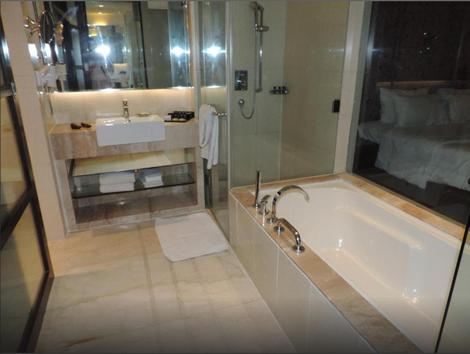 Plunge Pool King Room with Bath tub,697763868:JPEG