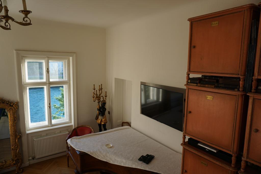 Large Double Room River View Separate Bathroom