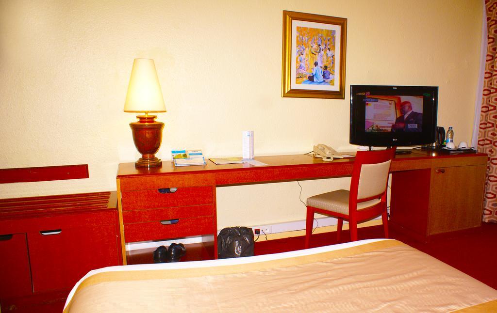 Senior Suite