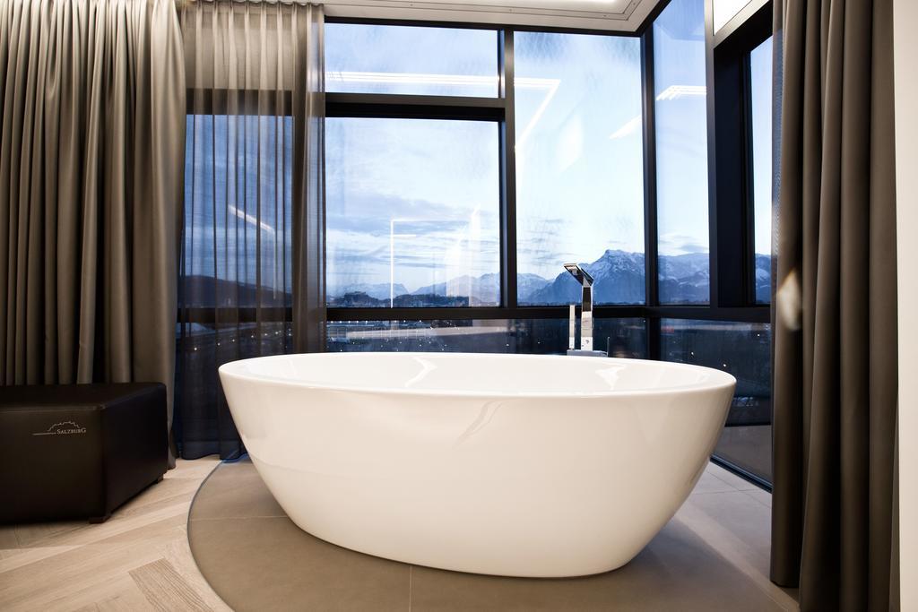 Executive Double Room Salzburg View