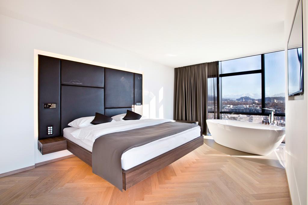 Executive Double Room Salzburg View