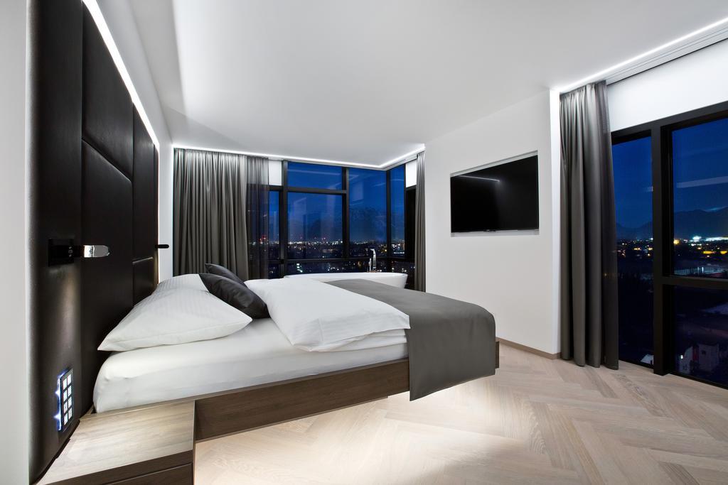 Executive Double Room Salzburg View