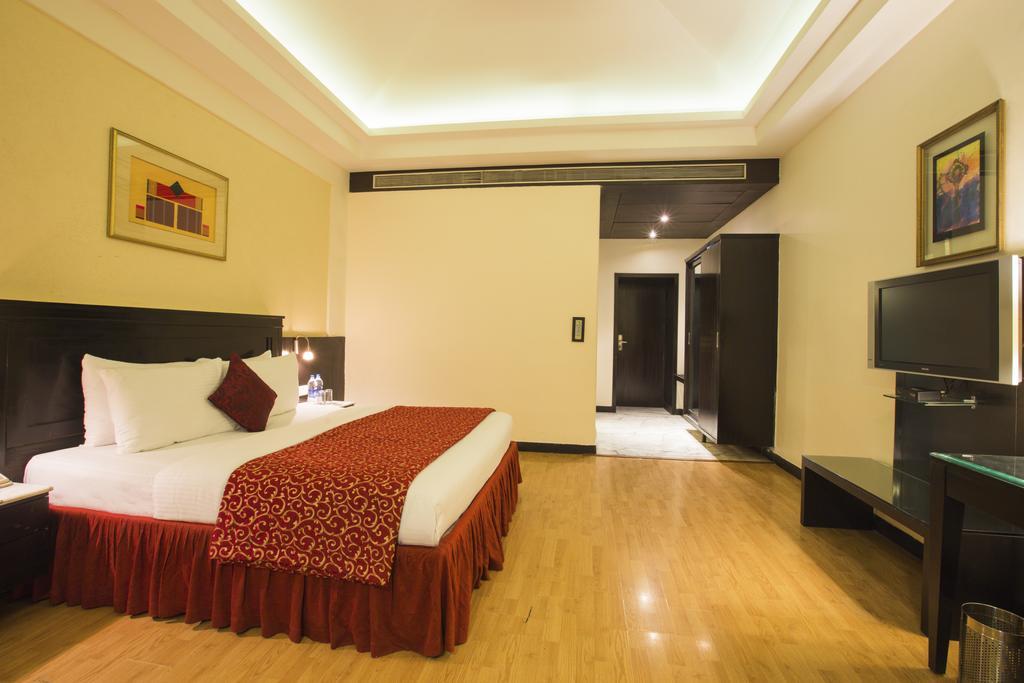 Super Deluxe Room