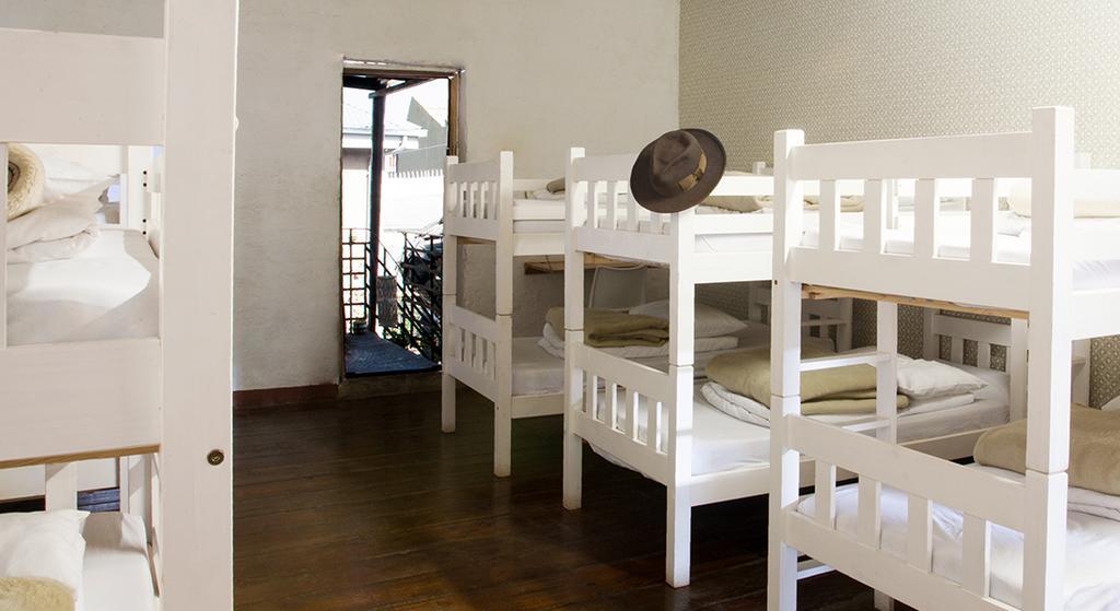 Bed 8-Bed Female Dormitory Room