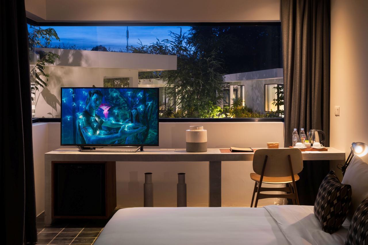 Jacuzzi King Suite Balcony Spa