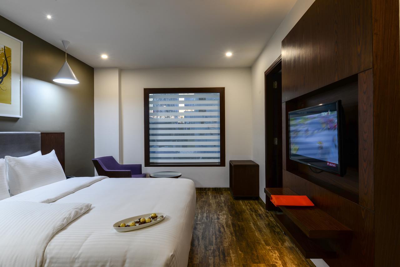 Queen Room on F&B Spa