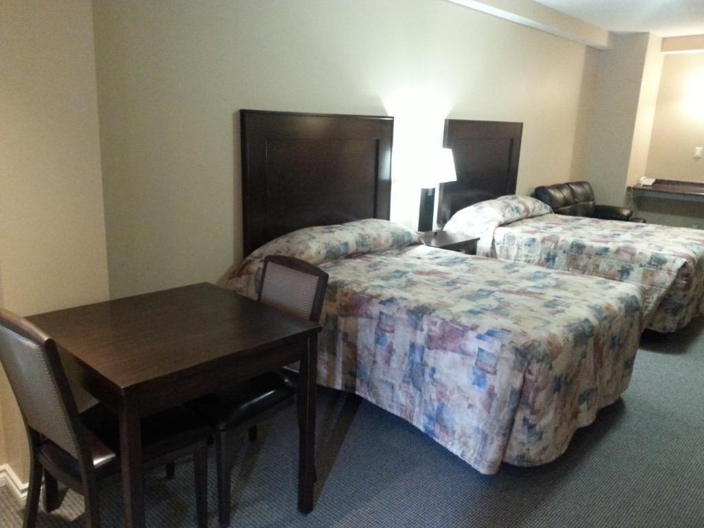 Double Room with Two Double Beds - Non-Smoking