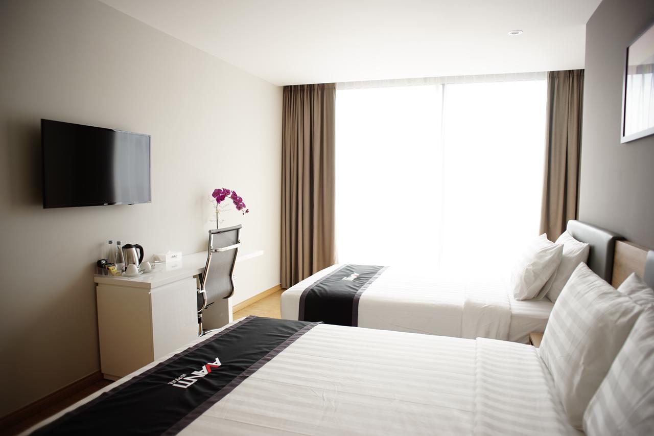 Deluxe Twin Room City View